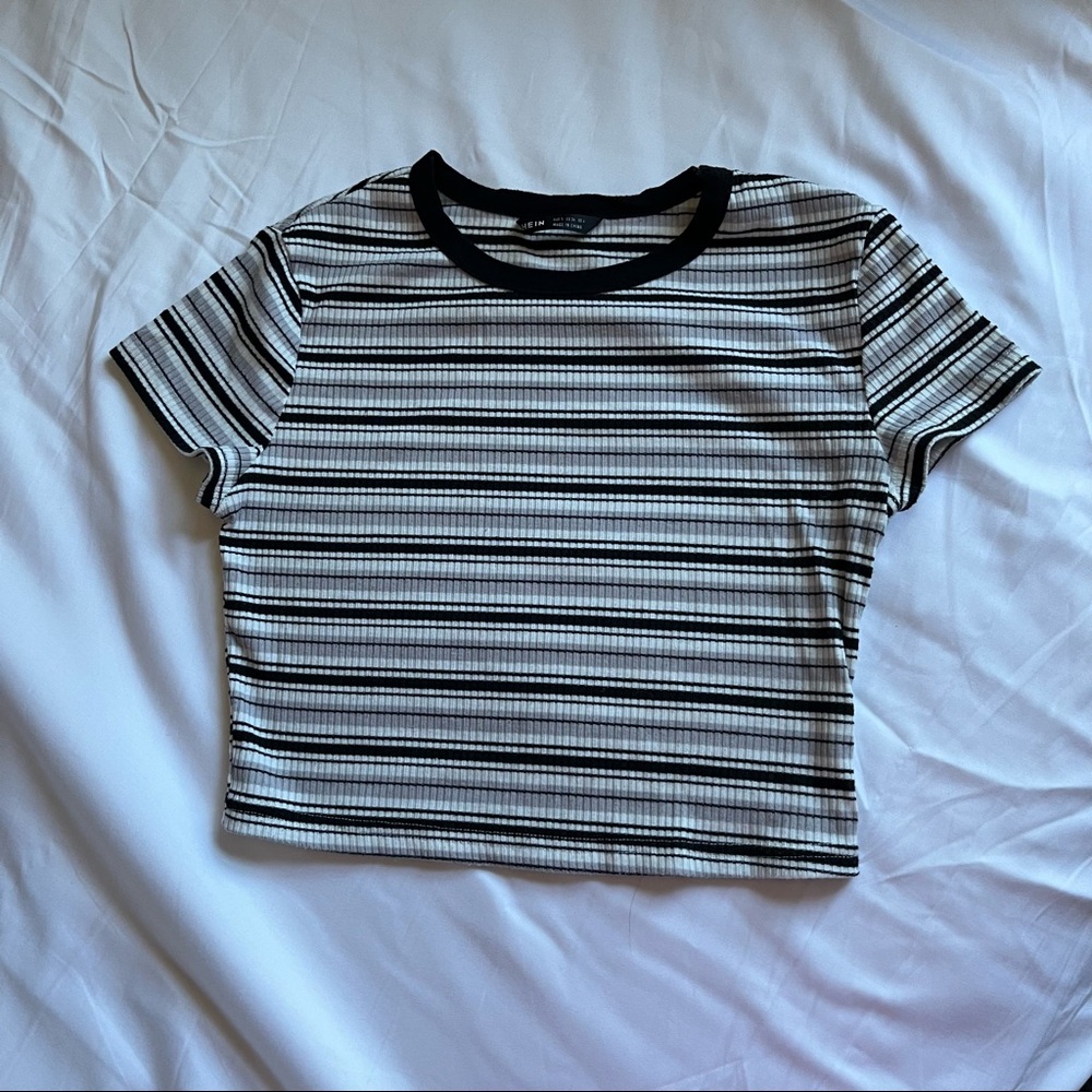 stripe cropped tee